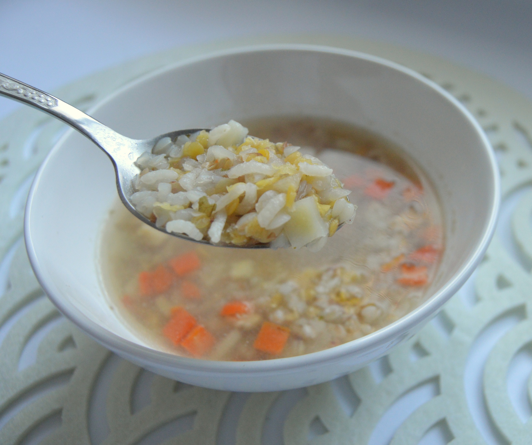 Lehká zeleninová polévka s pohankou